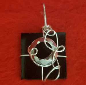 🫖2/$20 Handmade Wire Pendant